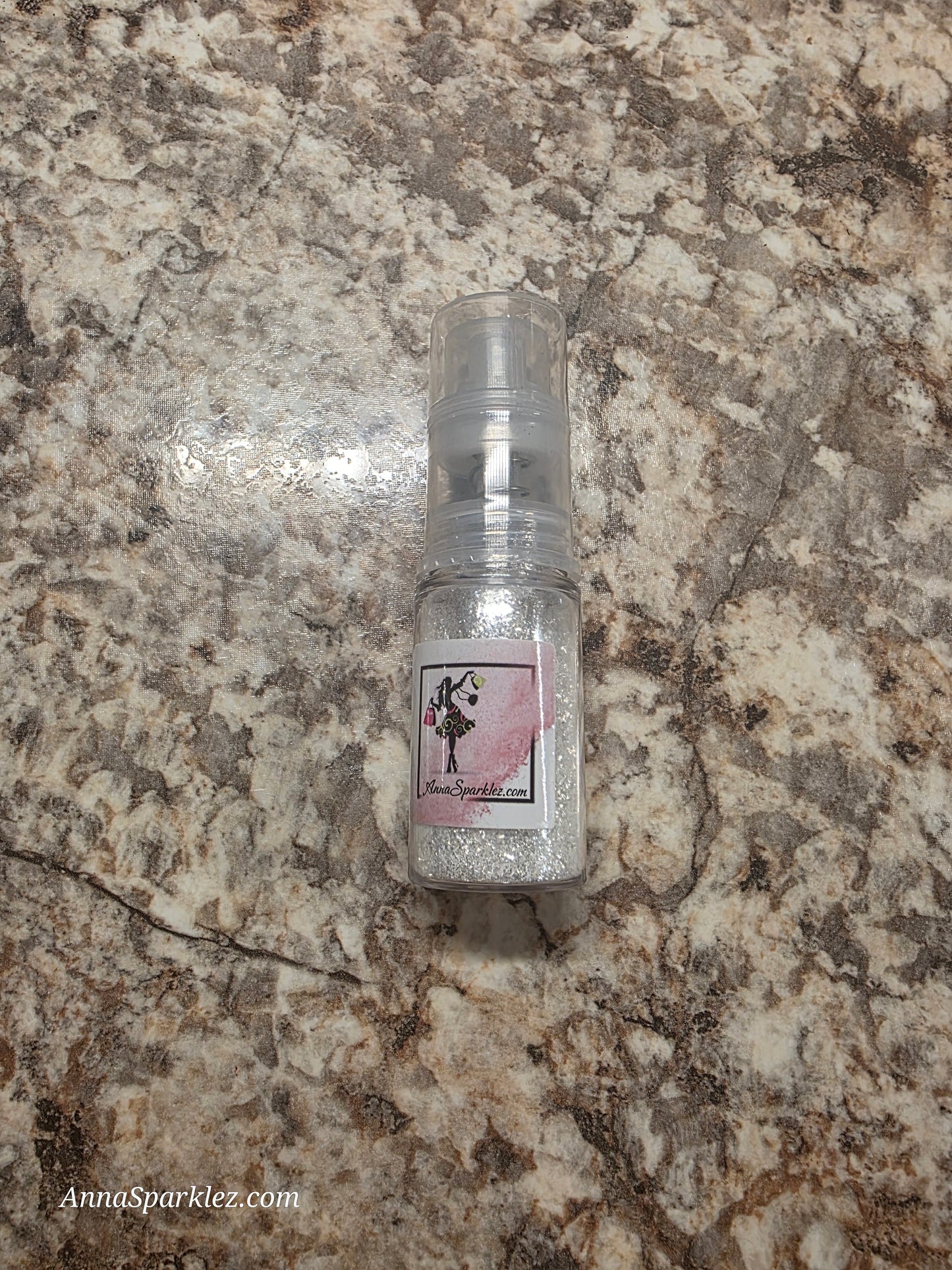 ✨ ShowDust™ — Performance Microfine Glitter Dry Mist