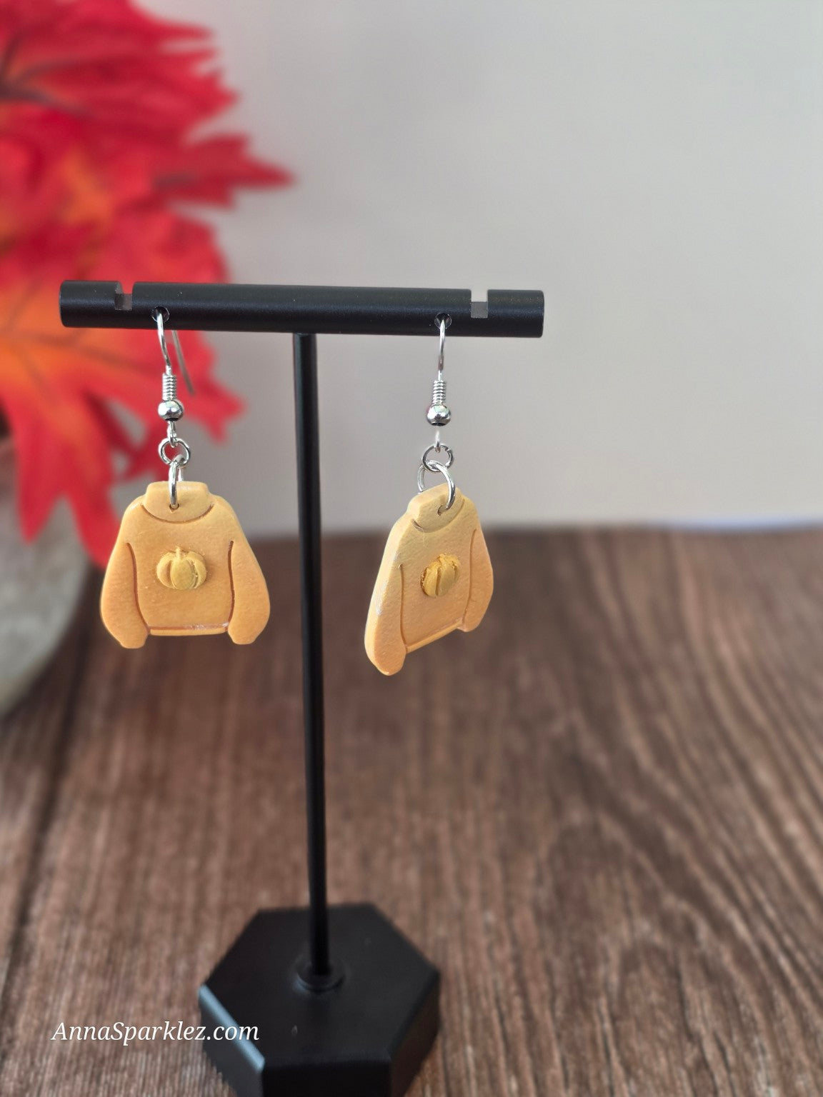 Golden Harvest Sweater Earrings 🍯 Pumpkin Cozy Clay