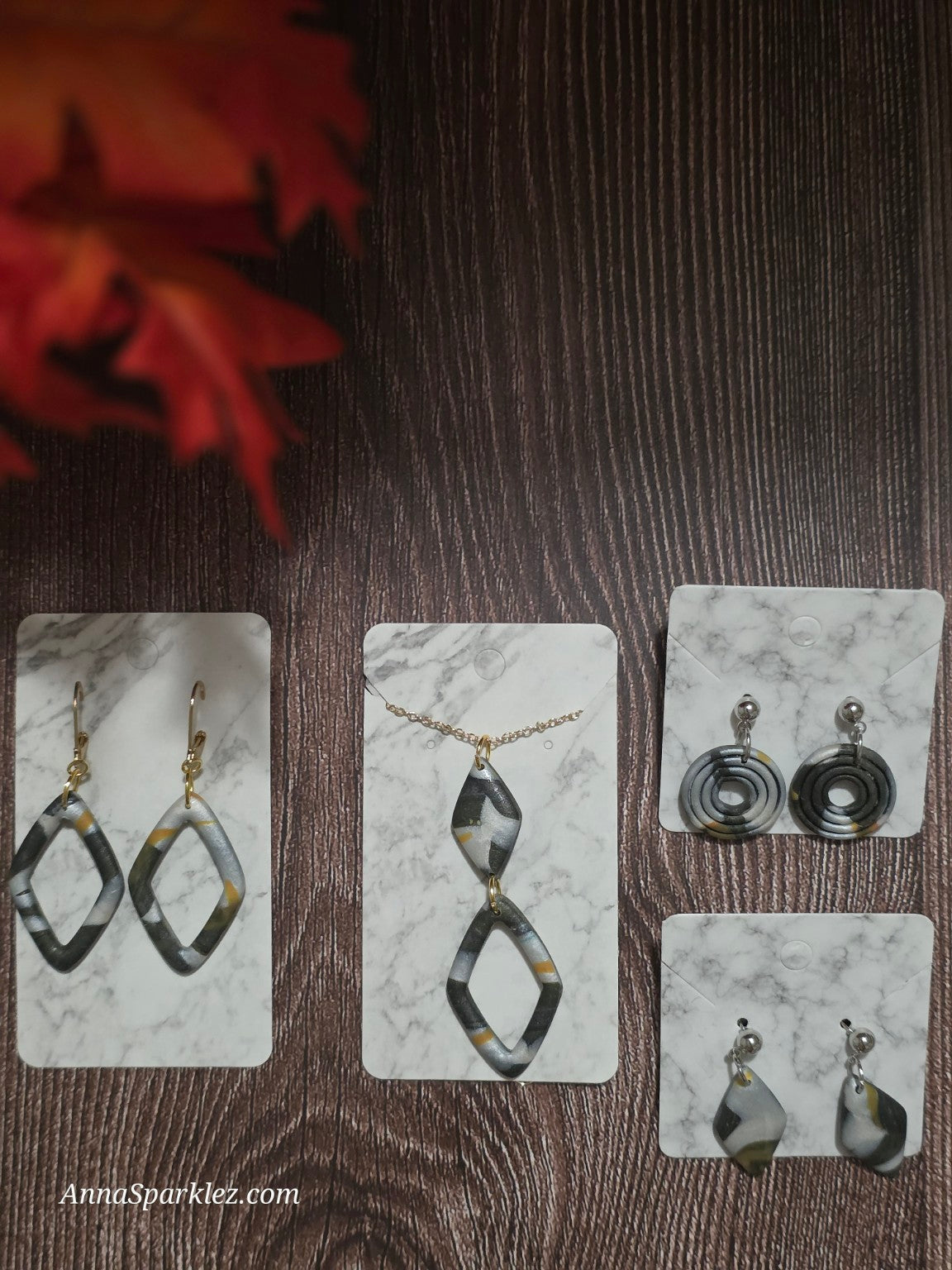 Double Diamond Pendant Necklace 🖤 Silver Black Marble Clay Statement