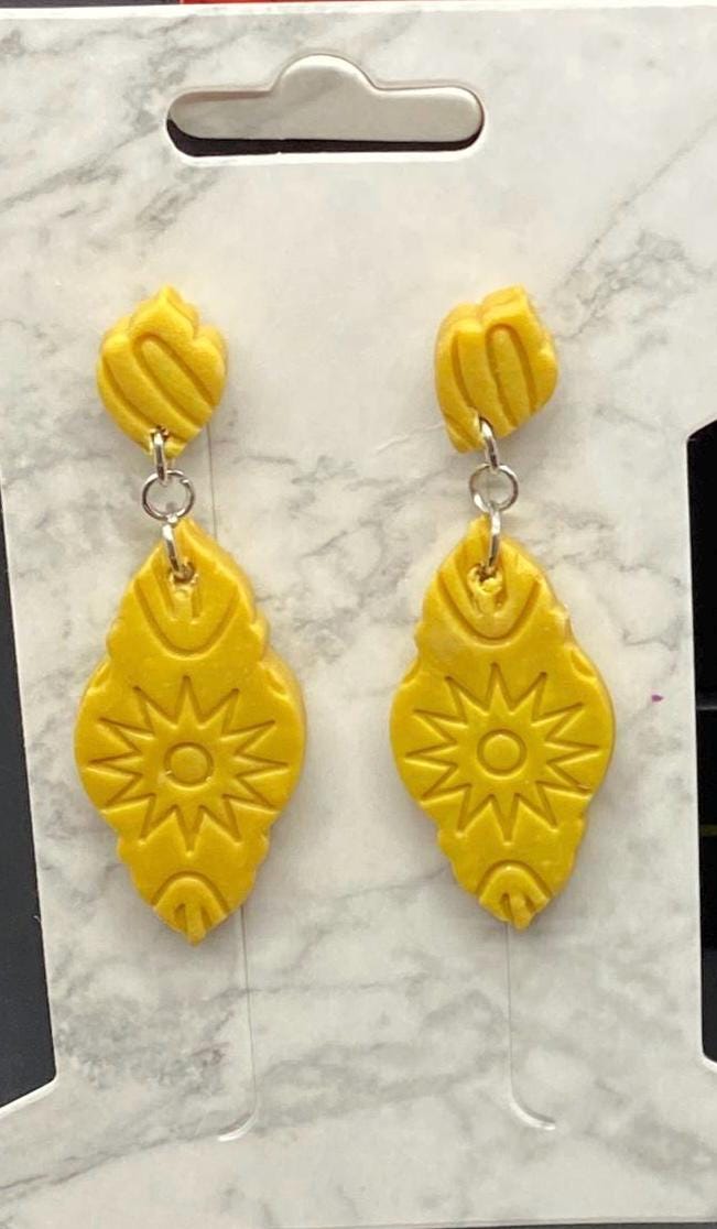 Golden Sunburst Clay Earrings – Bold Mustard Yellow Dangles on Posts